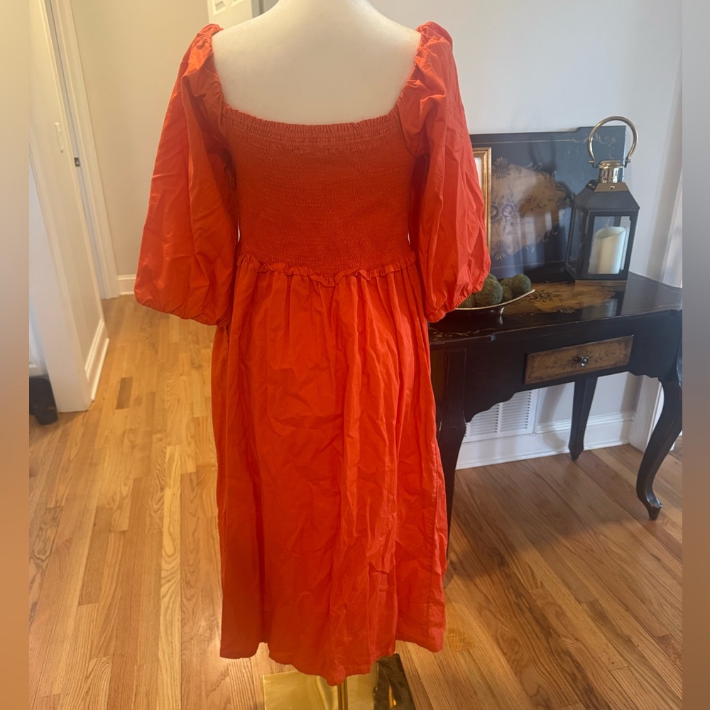 Elegant Orange smocked Midi Dress - Picture 8 of 11
